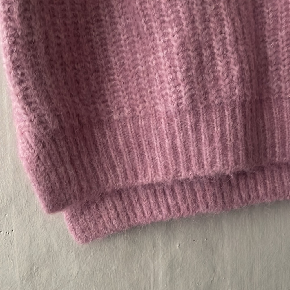 Universal Thread Sleeveless Lavender Sweater Vest size XL - Picture 3 of 5